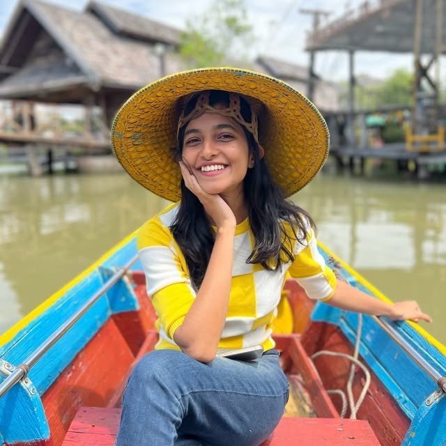 Neha Kulkarni - नेहा कुलकर्णी - Nasti Uthathev